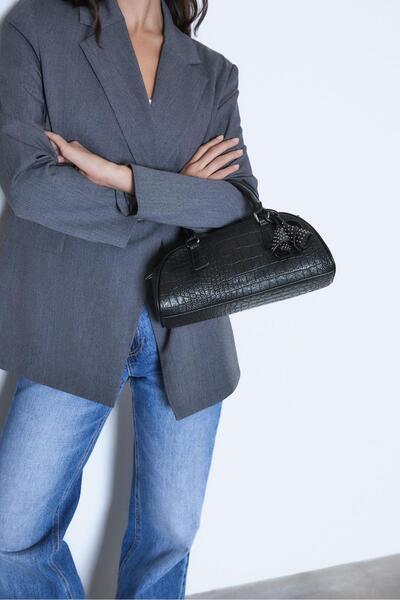 Stradivarius Çiçek detaylı bowling çanta