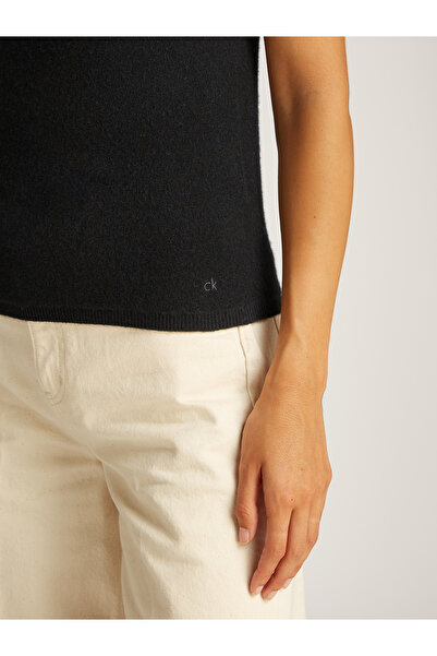 Calvin Klein Women Black Soft Wool Slim Sweater