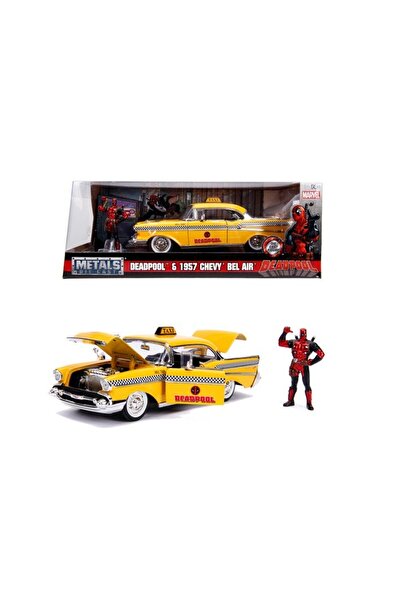 Jada Chevy Bel Air 1957 si figurina Deadpool - 1/24