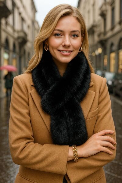 FELLMENS Siyah Yumuşak Dokulu Mango Peluş Kadın Boyunluk