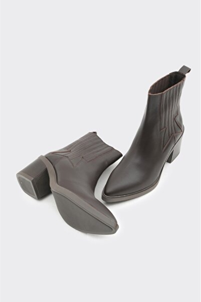 derinet Kısa Topuklu Hakiki Deri Kadın Bot