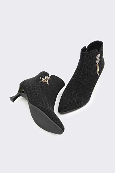 derinet Kısa Topuk Taşlı Kadın Bot