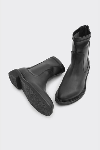 derinet Hakiki Deri Arkadan Fermuarlı Kadın Bot