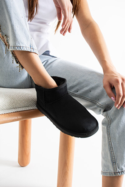 LORENN SHOES Ultra Mini Siyah Süet İçi Kürklü Düz Taban Kadın Bot