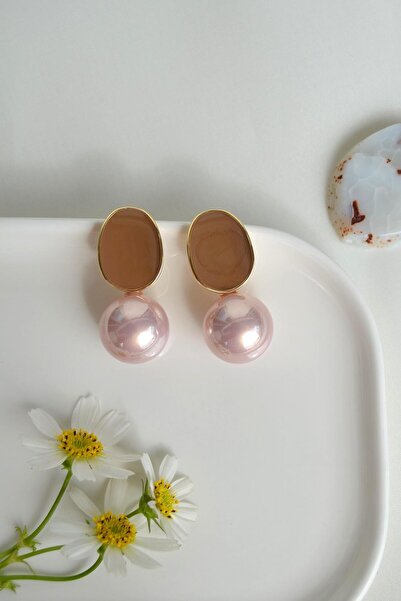 Sacce Scarves&Accessories Vintage Pearl Oval Earrings – Milky Coffee Enamel and Pink Pearl Detail