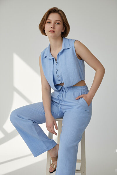 NEWCO طقم نسائي من الكتان الأزرق - توب قصير بأزرار وبنطلون واسع الساق مطاطي -...