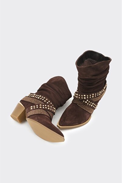 derinet Zımba Aksesuarlı Hakiki Deri Kadın Bot