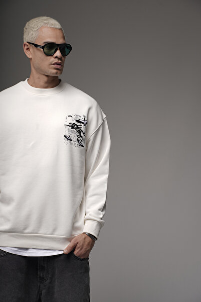 Butik Crew Neck Men's Sweatshirt with Embroidery Detail on the Back