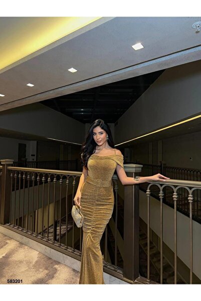 Modafeminen Flower Esnek Kumaş Fiyonk Yaka Kaplama Kemer Büyük Detaylı Yırtmaçlı Abiye 583201 SARI