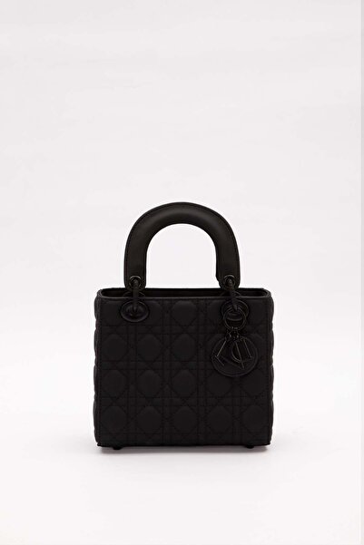 Levidor Kare Aksesuar Detaylı El Çantası