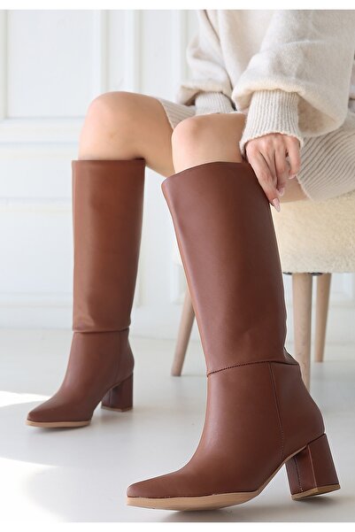 Lisinya حذاء روكسا تابا بكعب جلدي - TYGOO