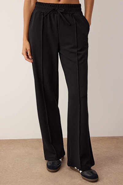 Trendyol Collection Black Waist Thick Elastic Lace-Up Straight/Straight Cut Knitted Pants Twoaw26Pl00100