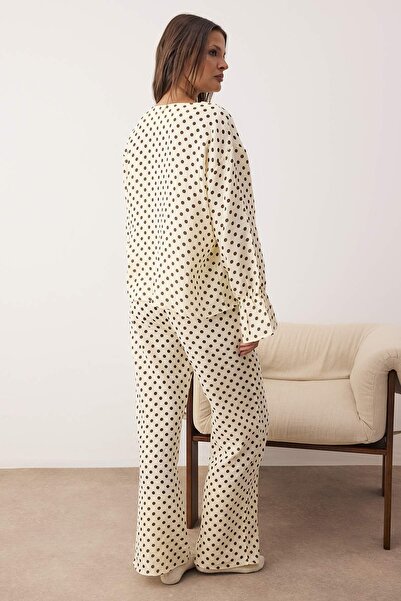 Trendyol Collection Ecru 100% Cotton Polka Dot Muslin Fabric Woven Pajama Set Thmaw26Pt00178