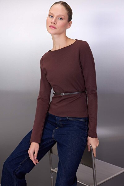 Trendyol Collection Brown Belt Detail Stand Collar Long Sleeve Stretch Knitted Blouse Twoaw26Bz00084