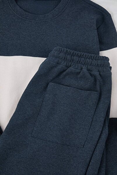 Trendyol Collection Σετ πιτζάμες με υφή πλεκτής υφής Indigo Regular Cut Color Block TMNAW26PT00027