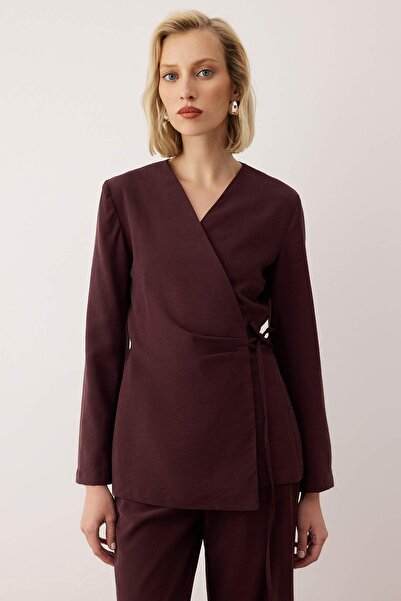 Trendyol Collection ΕΞΑΡΤΗΤΙΚΗ Ειδική Συλλογή Μπλούζα με διπλό υφαντό σχέδιο με μαλακά κουμπιά από δαμάσκηνο TWOAW26BZ00265