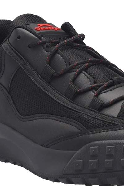 Slazenger Kışlık Suya Dayanıklı Bağcıklı Erkek Trekking Ayakkabısı Siyah-Kırmızı