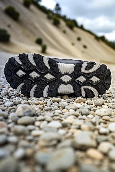 ALTUNTAŞ Unisex Çocuk Soğuga Dayanıklı Siyah Cırtlı Kürklü Trekking Bot Kaymaz Taban