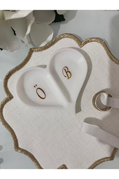 nuksoc Kalpli Harf Detaylı Yüzük Yükseltici Söz Nişan Hediyelik SözTepsisi