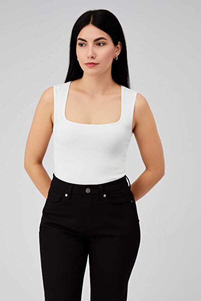 Maison La Femme Astarlı Sıfır Kol Kare Yaka Dekolteli Çıtçıtlı Bodysuit Beyaz