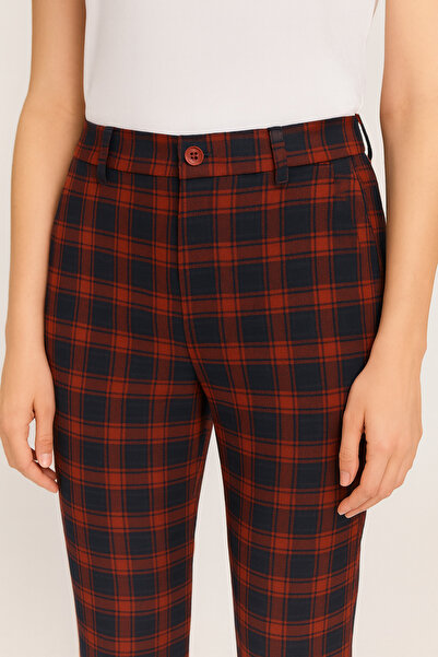 HANIMCA GİYİM بنطلون شتوي من قماش الكاريلاي ذو مقاس عادي مع جيوب جانبية