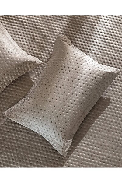 Madame Coco Arles Doppel-Satin-Tagesdecke