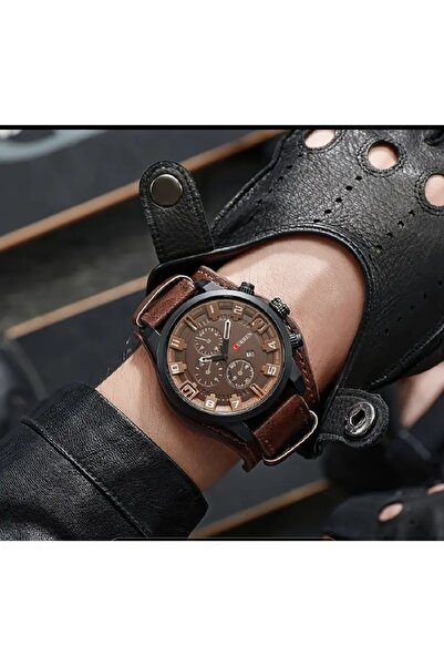 Game Round Large Screen Quartz Watch