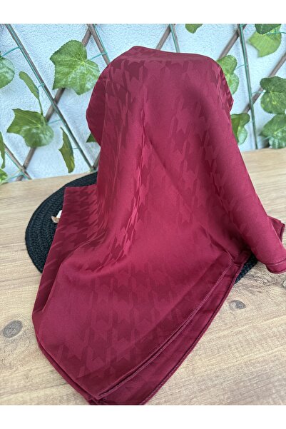 Blotch Hijab Style Modern and Stylish Latest Fashion Closed Patterned Red Jacquard Shawl