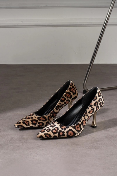 Zoom Women Style Kadın Altın Topuk Detaylı Stiletto Topuklu Ayakkabı Veleno K...