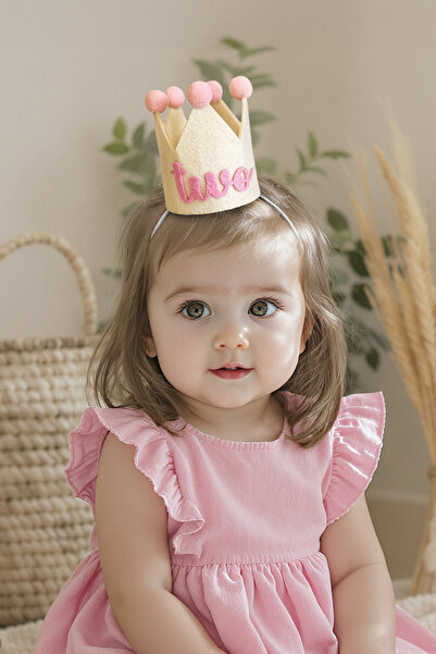 Niksy Design تاج عيد ميلاد صغير مع كريتين ورديتين - قبعة حفلات للفتيات الصغيرات بعمر عامين