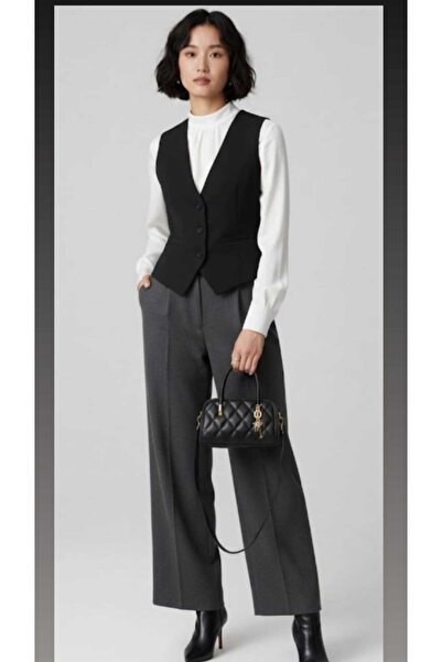 KTHAYA حقيبة يد وكتف منقوشة باللون الأسود من شارميلا باكلاوة