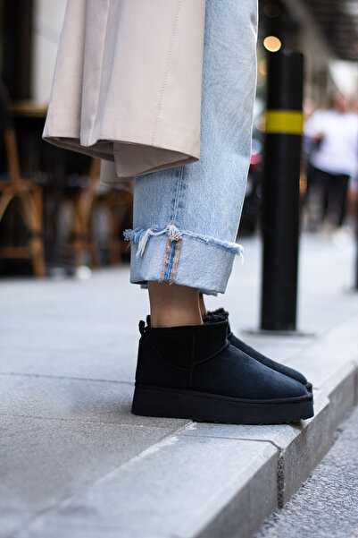 Zintra Kadın Süet Mini Siyah Renk Bot – İç Kürklü, Kalın Tabanlı Bilekte Şık Bot