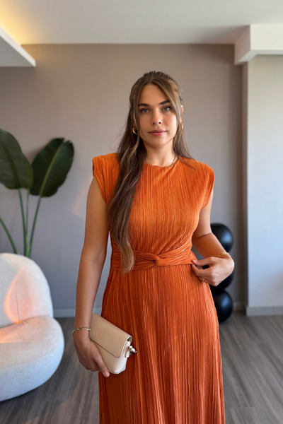 Aventien Pleated Orange Midi Dress with Waist Detail