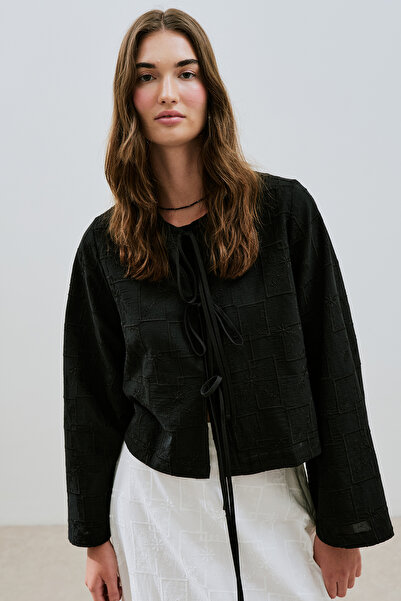 Manuka Embroidered Tie-Blue Bluz Black