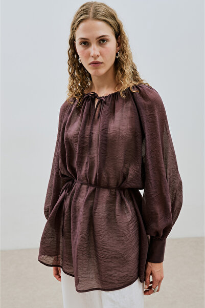Manuka Tunic with Wide Cuffs and Belt Burgundy