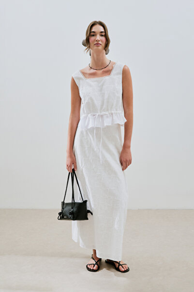 Manuka Embroidered Midi Skirt Ecru