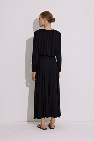 Manuka Drape Skirt Black