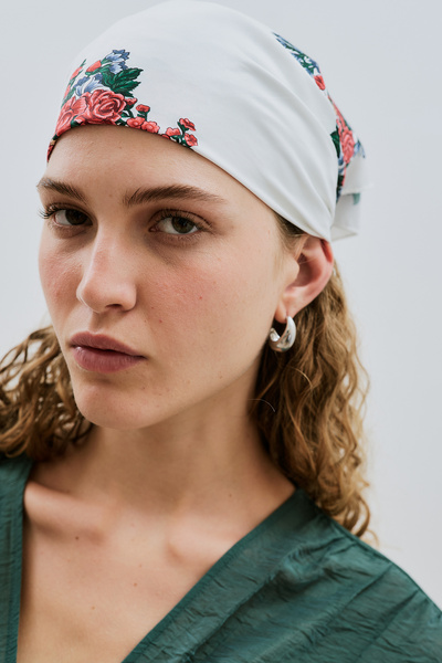 Manuka Шовковий шарф з візерунком SATEN DESENLİ DAHLIA