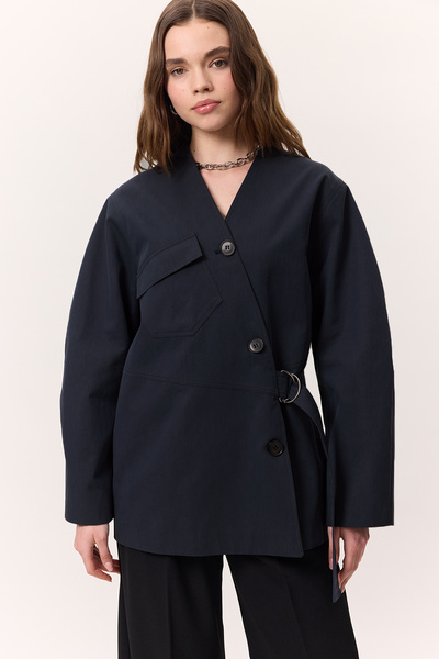 Manuka DVOJŘADÁ DESIGNOVÁ BUNDA S PODROBNÝM PŘEZKOU NAVY BLUE