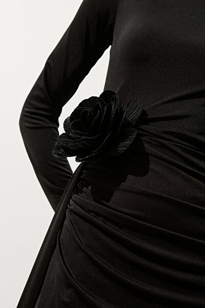 Manuka LORA ÇİÇEK BROŞ SİYAH