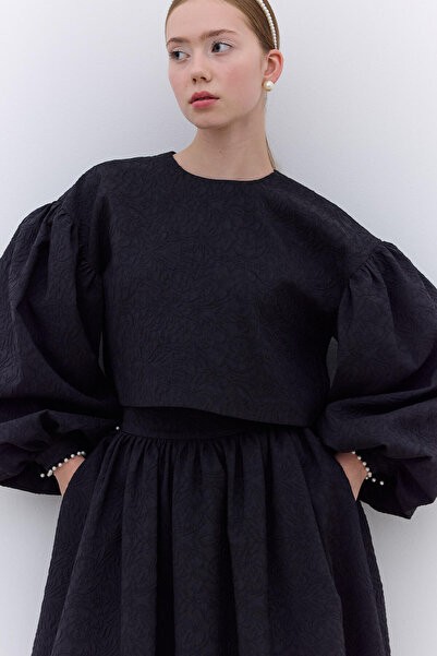 Manuka Černá večerní halenka - Pearl Detailed