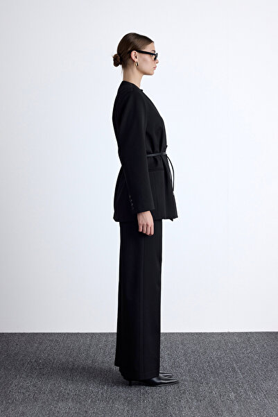 Manuka Черно блейзър яке - класическа визия и колан