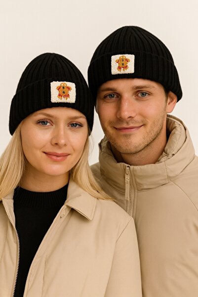 byebruketenci Черна шапка с мотив на джинджифилов пунш Луксозна вълнена шапка...