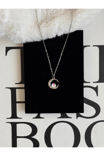 WhimsyWhite قلادة من الفولاذ على شكل قمر من حجر العقيق