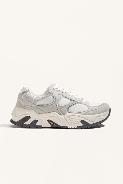 Oysho Vibram® XS TREK spor ayakkabı