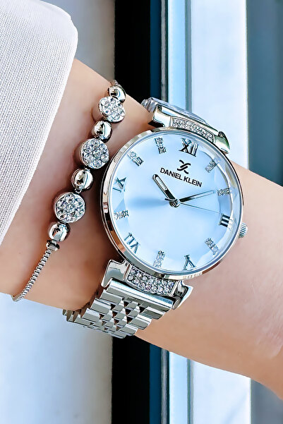 Daniel Klein Kadın Kol Saati 3 Atm Su Geçirmez Gümüş Renk Çelik Kordon + Bileklik Elg599