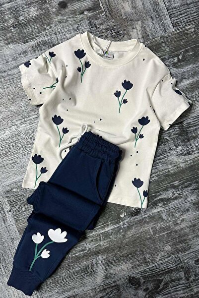 Riccotarz Жіночий темно-синій костюм з принтом тюльпанів з коротким рукавом