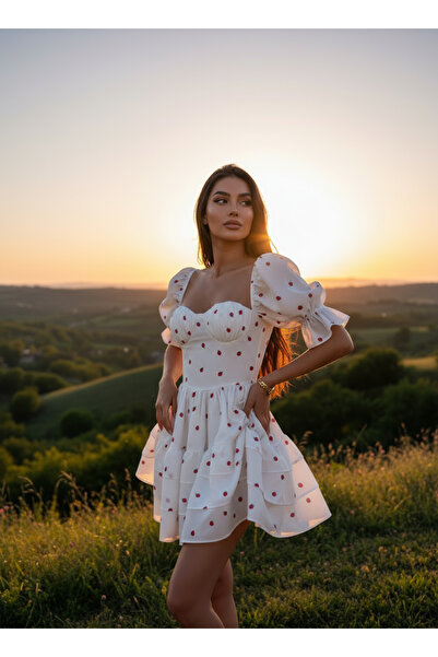 Auralis Studio Çilek Desenli Balon Kol Mini Elbise Beyaz