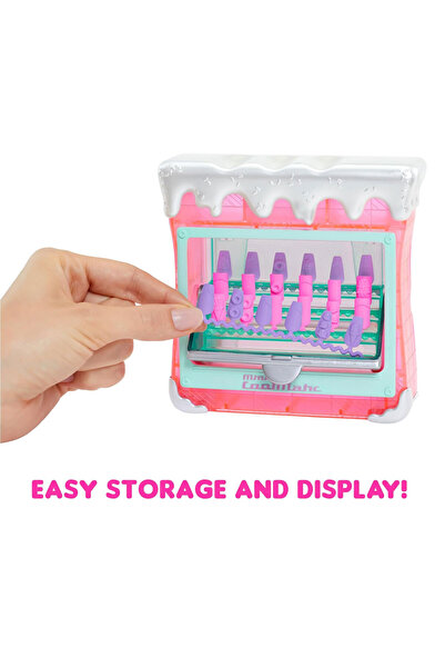 LOL L.O.L. Doll Playset. Surprise! O.M.G Sweet Nails − Candy Share Series