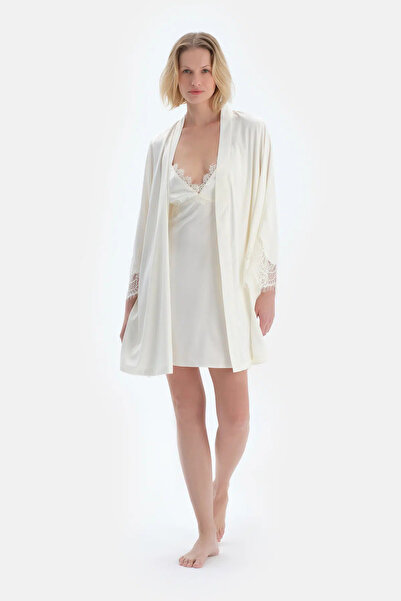 Dagi Εκρού Δαντελένιο Λεπτομερές Σατέν Νυφικό